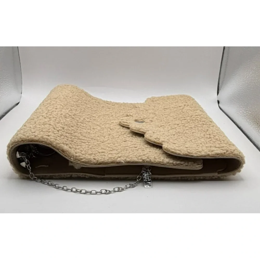 Aura Estelle A5 Wide Cloud Planner Sherpa Beige 6 Ring Binder Teddy Shearling